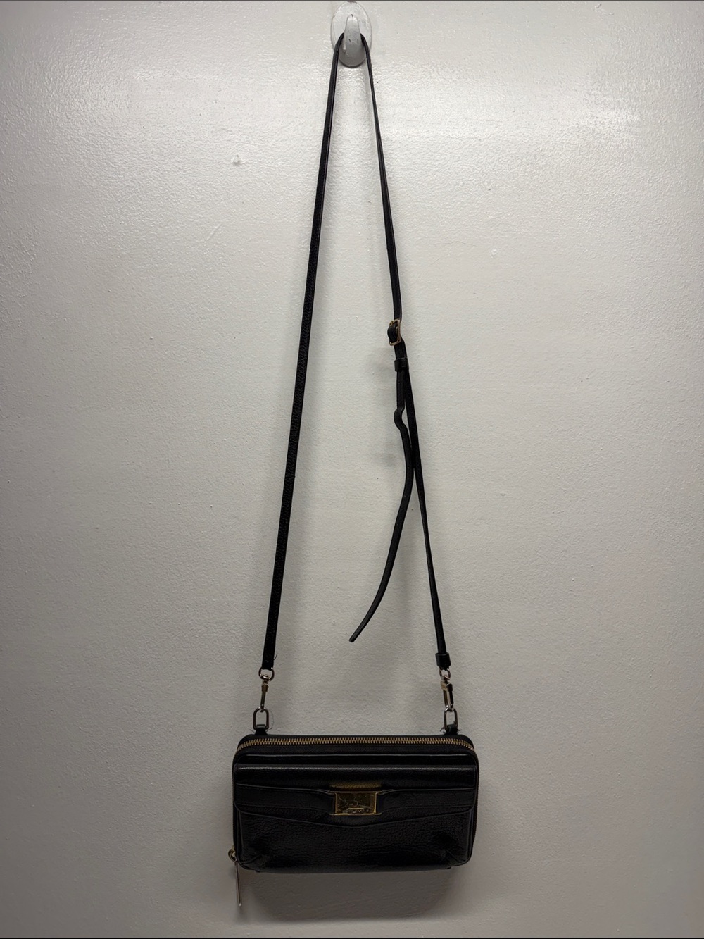 Tumi Larkin Springdale Phone Wallet On Strap Crossbody Bag Leather Black Gold